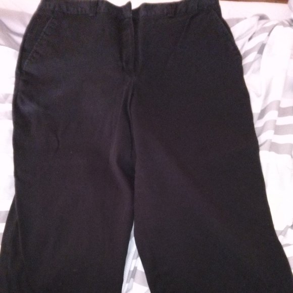 Larry Levine petite knee pants - Picture 1 of 2